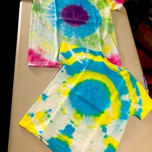 Creative gear Tye Dye clothing any jeans, t-shirts and socks. I do Tye Dye…